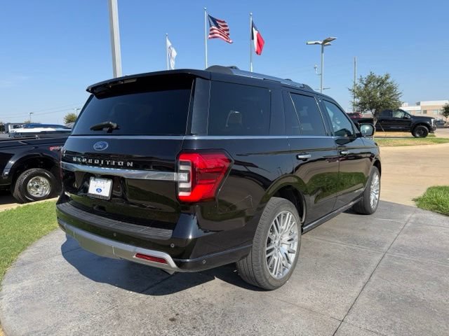 Certified 2024 Ford Expedition Platinum AWD/4WD image 7