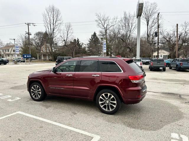 Used 2017 Jeep Grand Cherokee Overland w/ Jeep Active Safety Group image 9