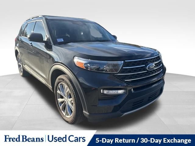 Certified 2023 Ford Explorer XLT w/ Equipment Group 202A image 7