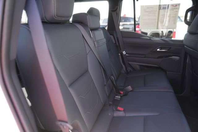 Used 2025 Lexus GX 550 w/ Cold Area Package image 17