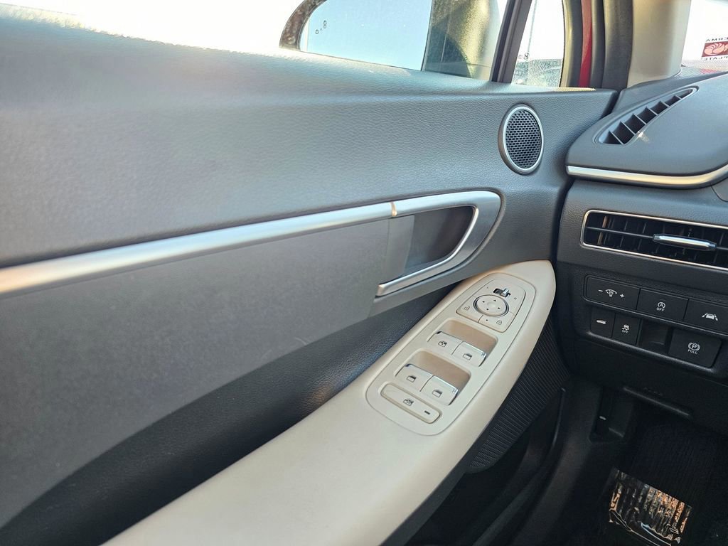 Used 2023 Hyundai Sonata SE image 32