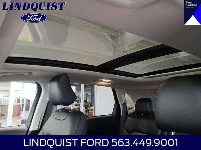 Certified 2022 Ford Edge SEL w/ Convenience Package AWD/4WD image 18