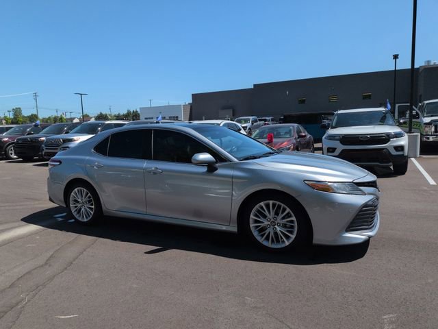 Used 2018 Toyota Camry XLE w/ Driver Assist Package FWD image 13