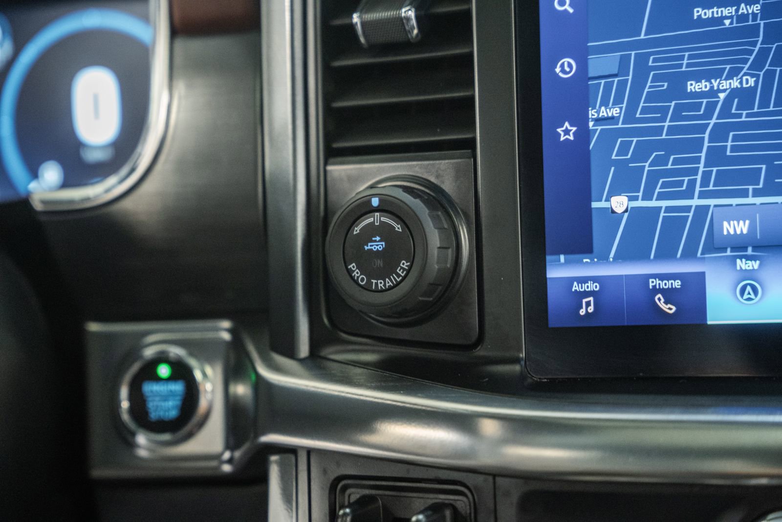 Certified 2023 Ford F150 Lariat w/ Equipment Group 502A High image 34