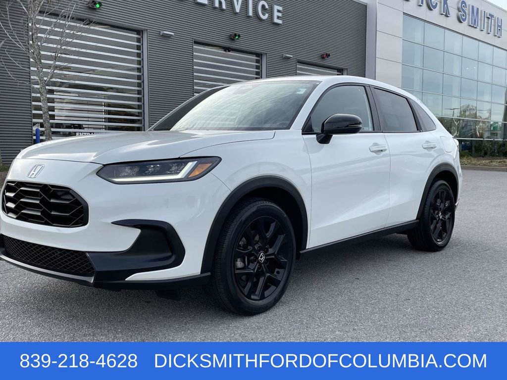 Used 2024 Honda HR-V Sport image 3