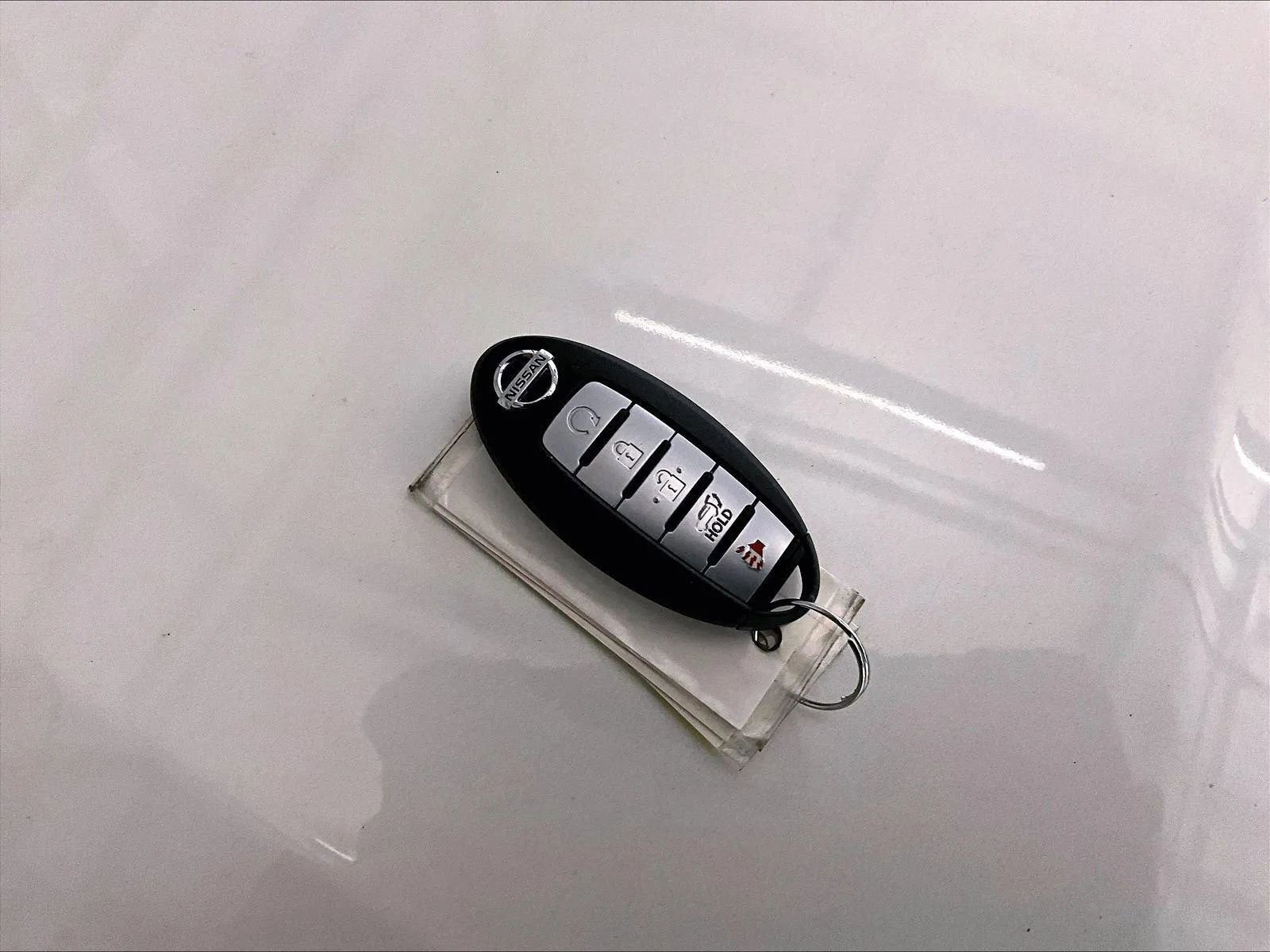 Used 2019 Nissan Rogue SL w/ Premium Package AWD/4WD image 9