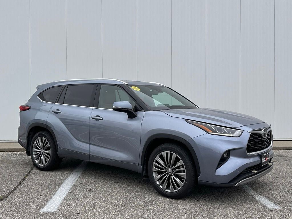 Used 2021 Toyota Highlander Platinum AWD/4WD image 9