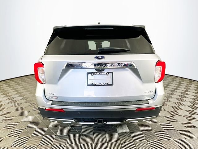 Certified 2024 Ford Explorer XLT w/ Equipment Group 202A AWD/4WD image 11