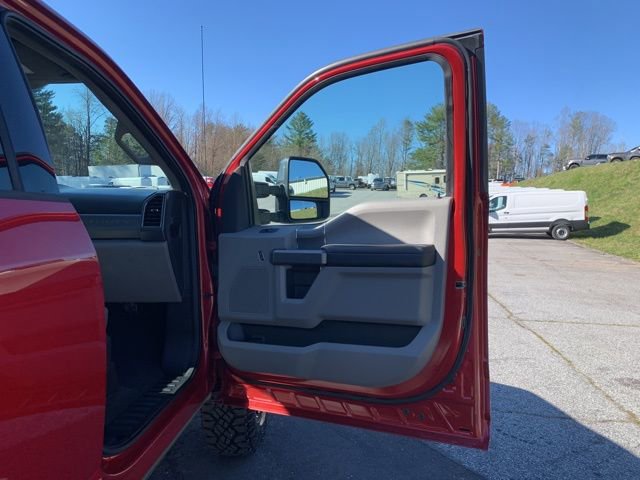 Certified 2021 Ford F350 XLT w/ Tremor Off-Road Package image 14