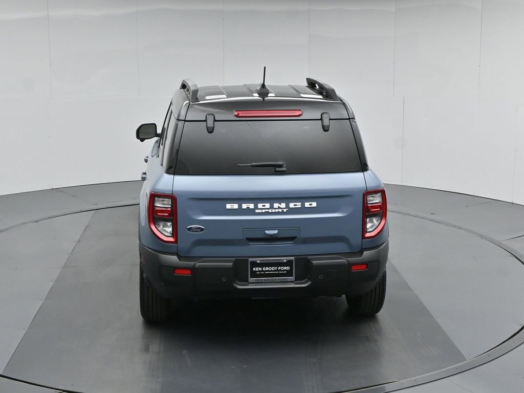 Certified 2025 Ford Bronco Sport Outer Banks w/ Outer Banks Tech Package+ AWD/4WD image 44