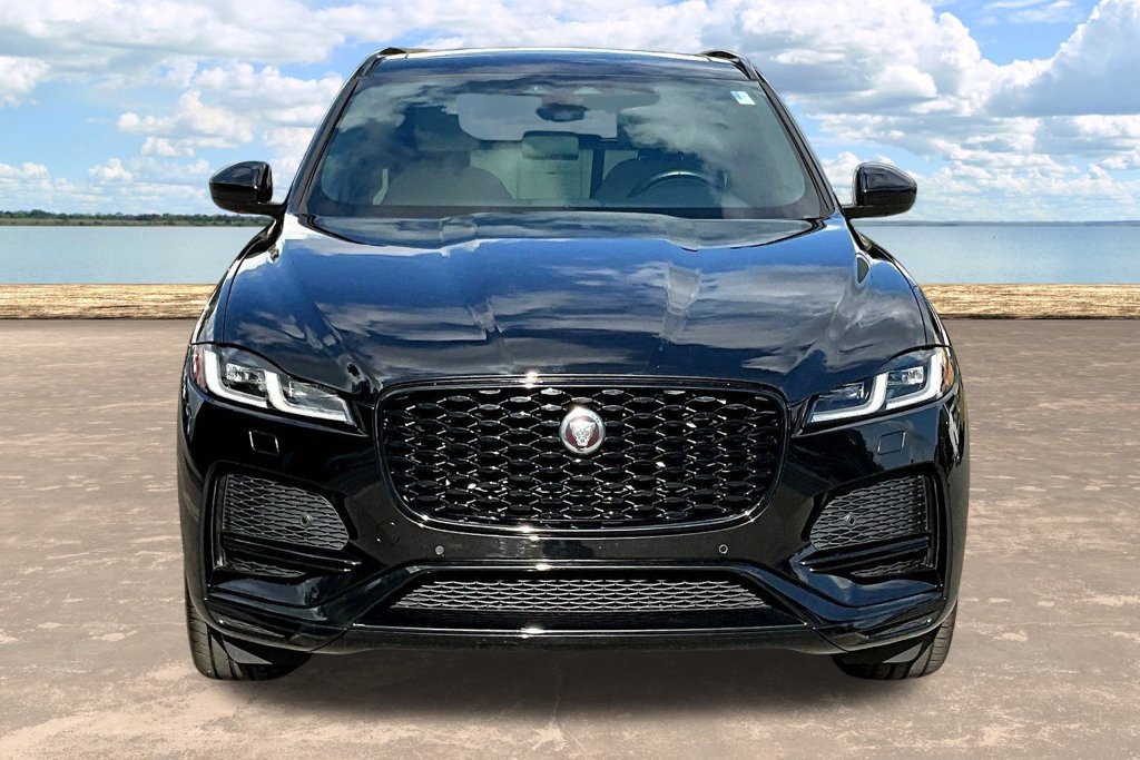 Used 2023 Jaguar F-PACE S AWD/4WD image 2