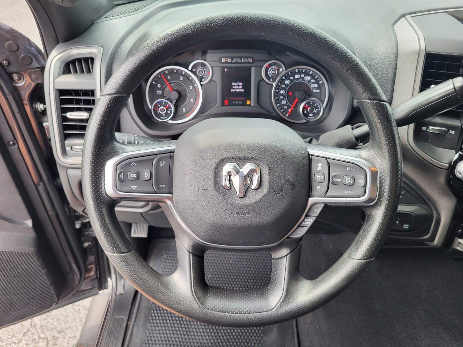 Used 2025 RAM 2500 Tradesman image 27