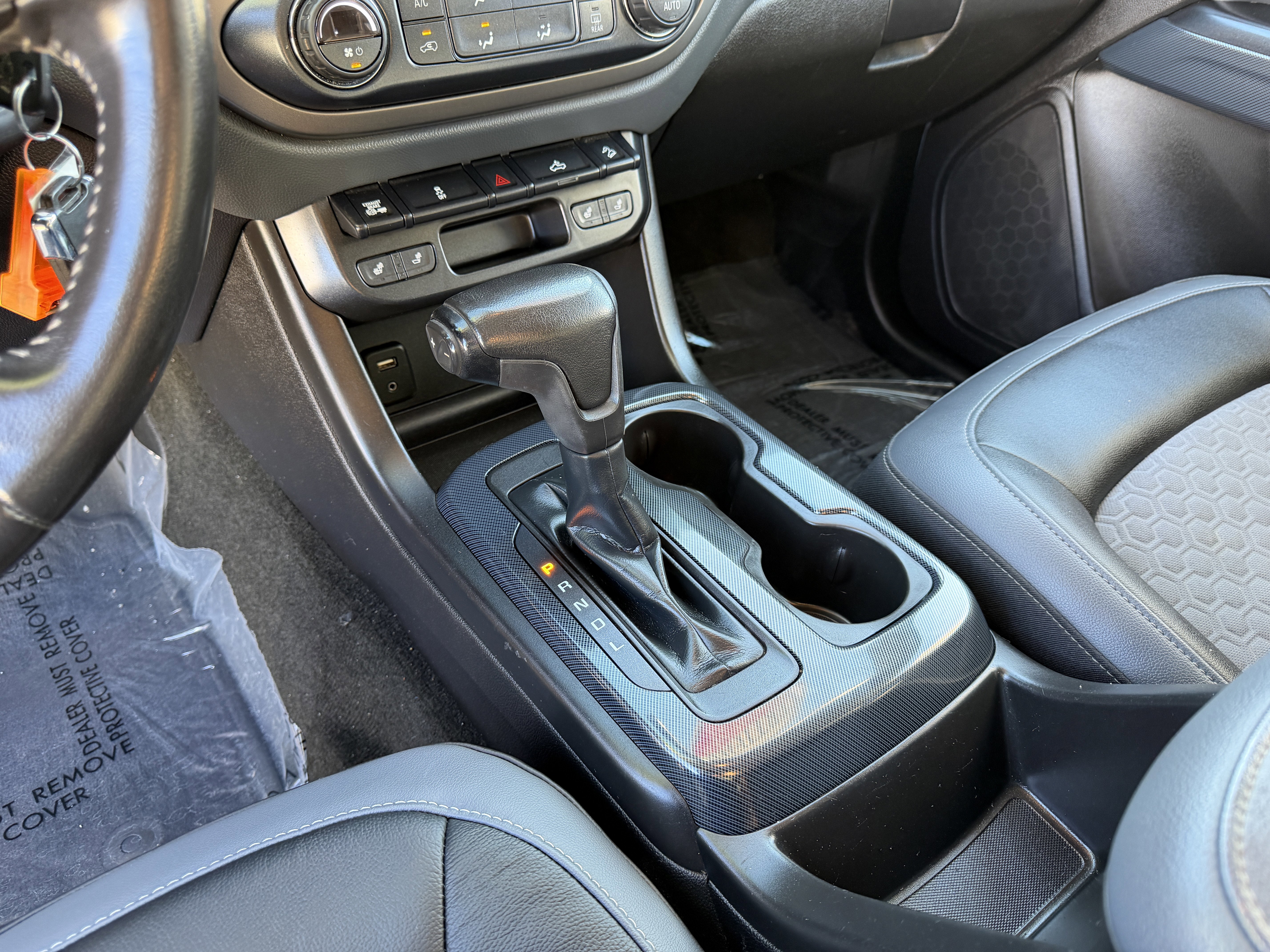 Used 2017 Chevrolet Colorado Z71 image 18