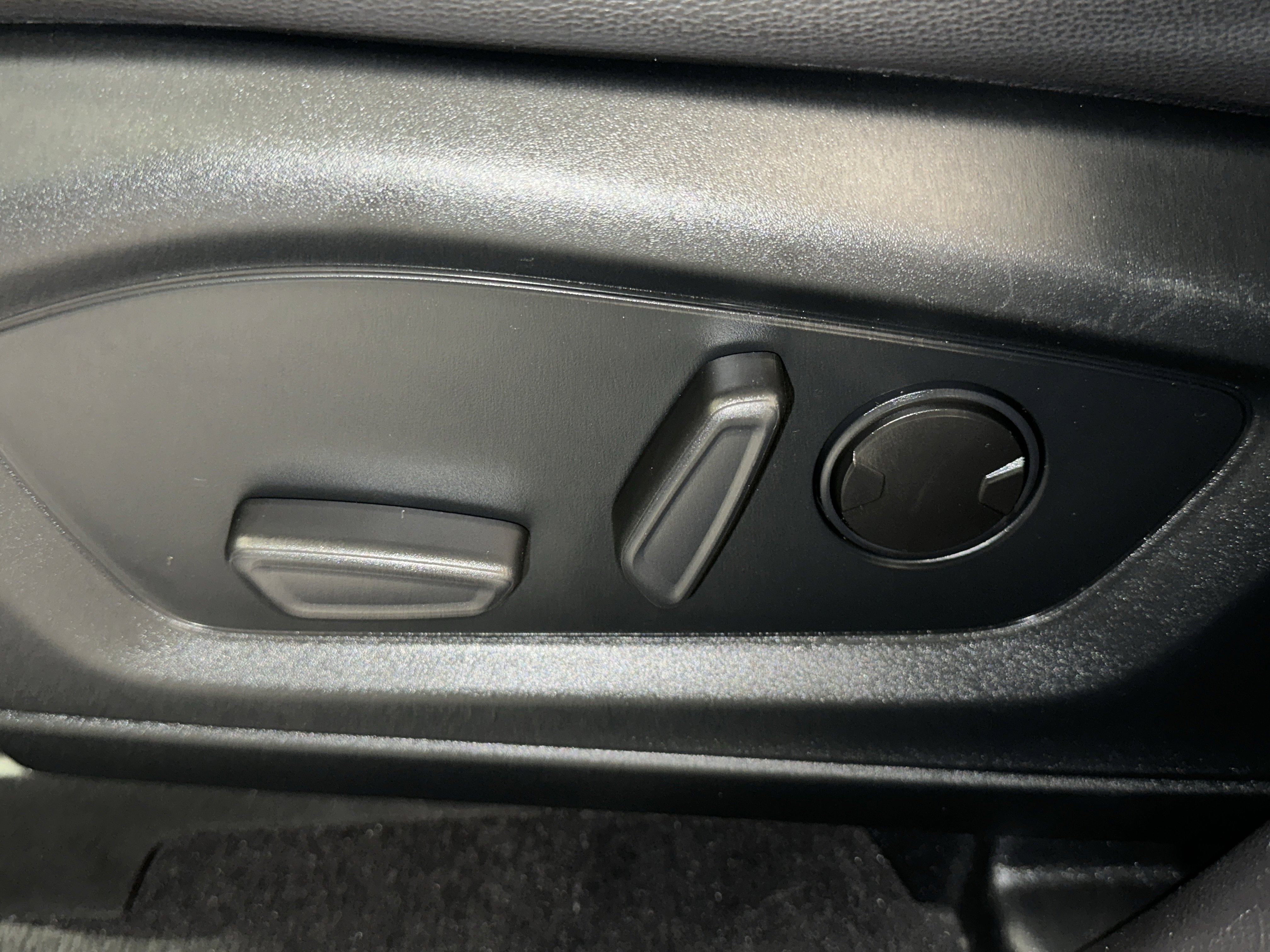 Certified 2023 Ford Explorer ST w/ Equipment Group 401A image 24