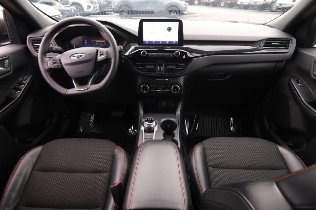 Certified 2025 Ford Escape ST-Line AWD/4WD image 20