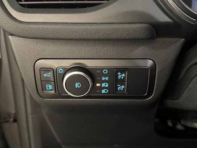 Certified 2025 Ford Escape SE FWD image 19