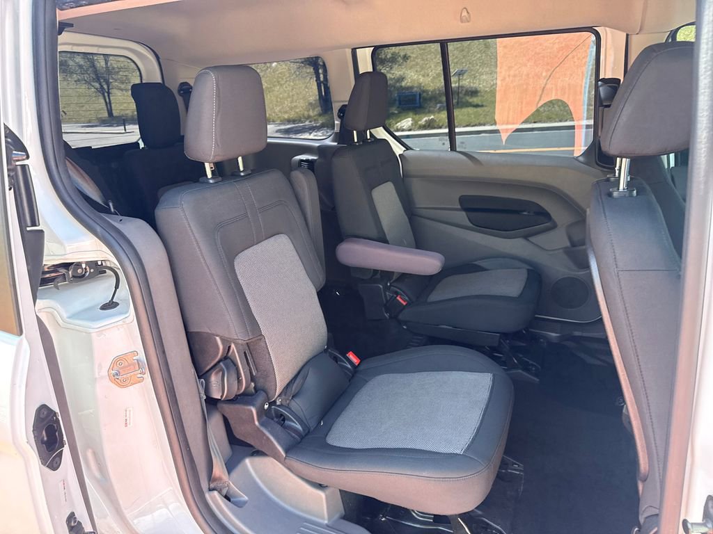 Certified 2019 Ford Transit Connect XL FWD image 22