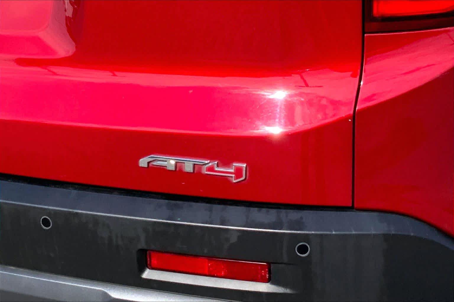 Used 2023 GMC Acadia AT4 w/ Technology Package AWD/4WD image 28