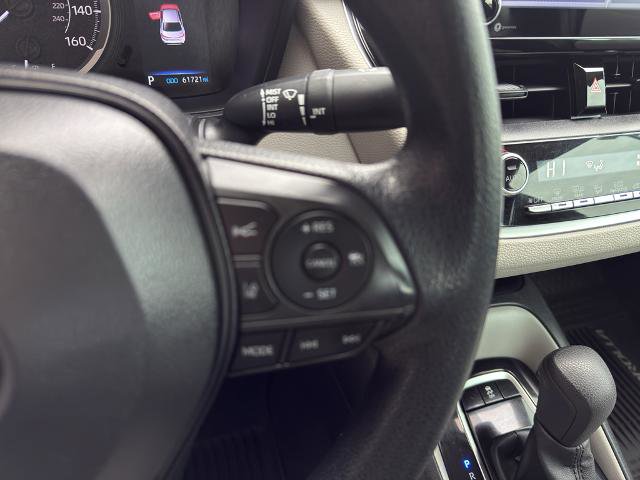Used 2021 Toyota Corolla LE image 18