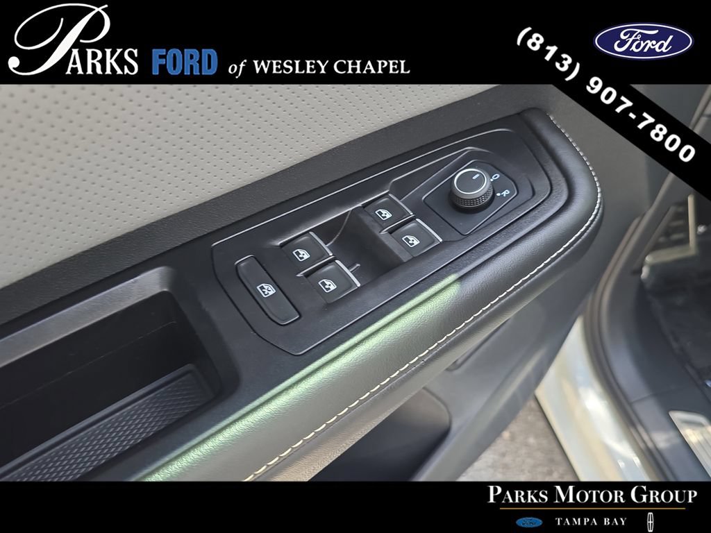Used 2024 Volkswagen Atlas Cross Sport SEL R-Line AWD/4WD image 18