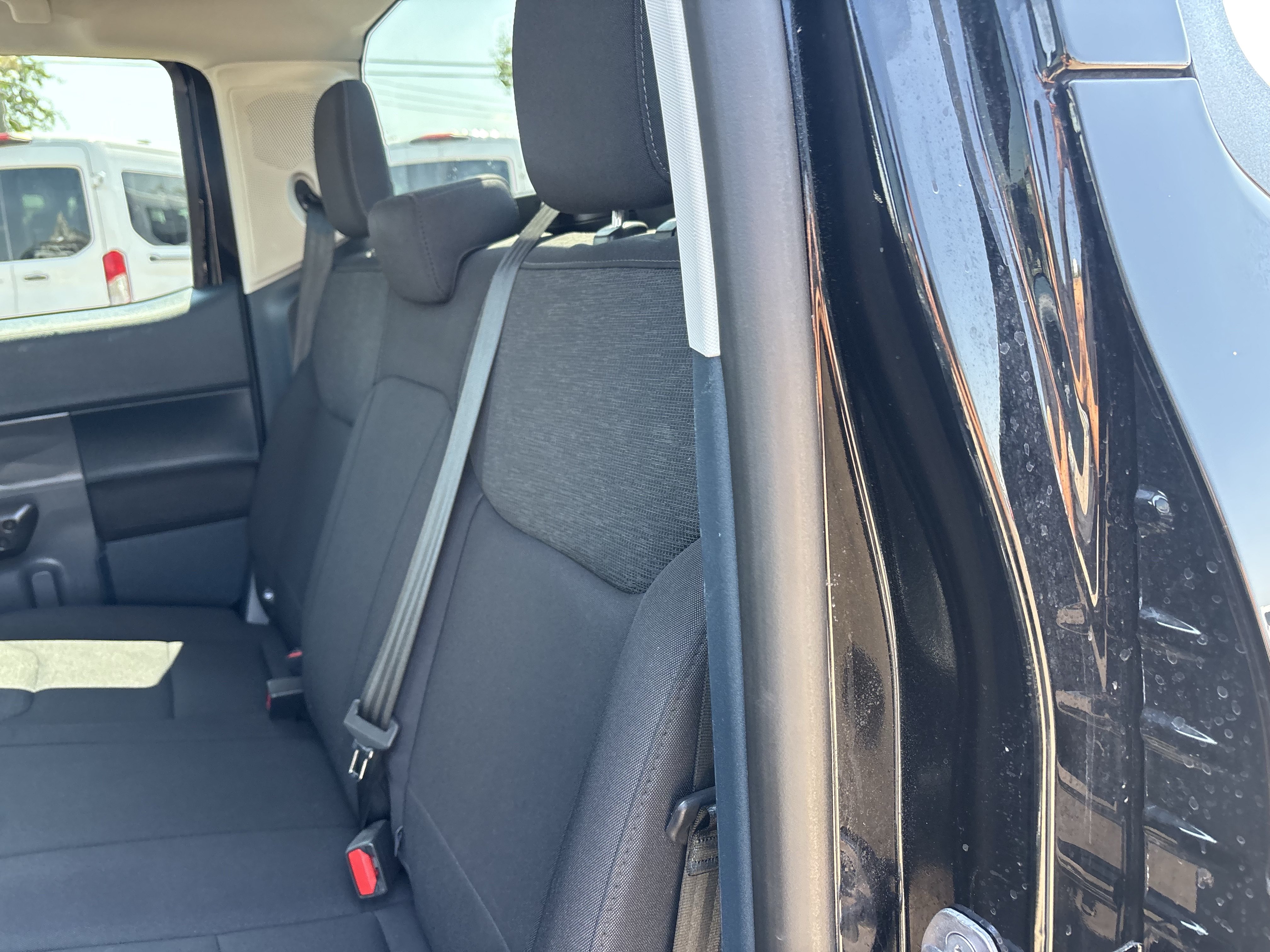Certified 2025 Ford Maverick XL FWD image 15