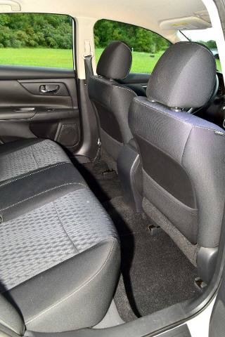 Used 2018 Nissan Altima 2.5 S w/ S Convenience Package FWD image 24