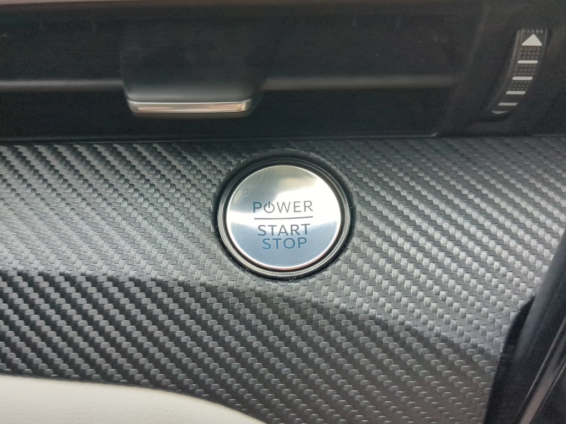Certified 2025 Ford Mustang Mach-E Premium AWD/4WD image 67