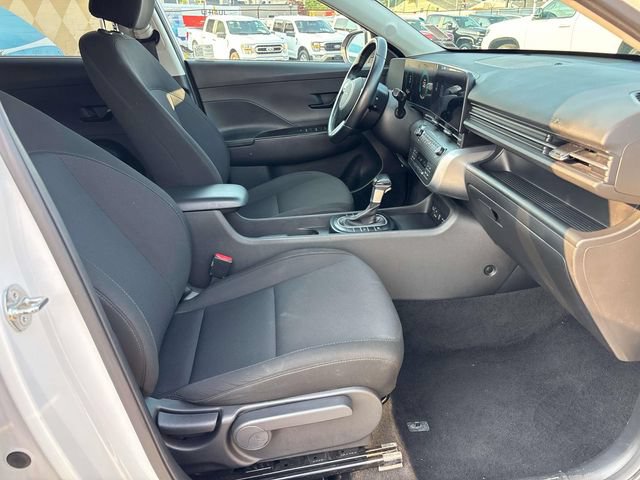 Used 2024 Hyundai Kona SEL AWD/4WD image 17