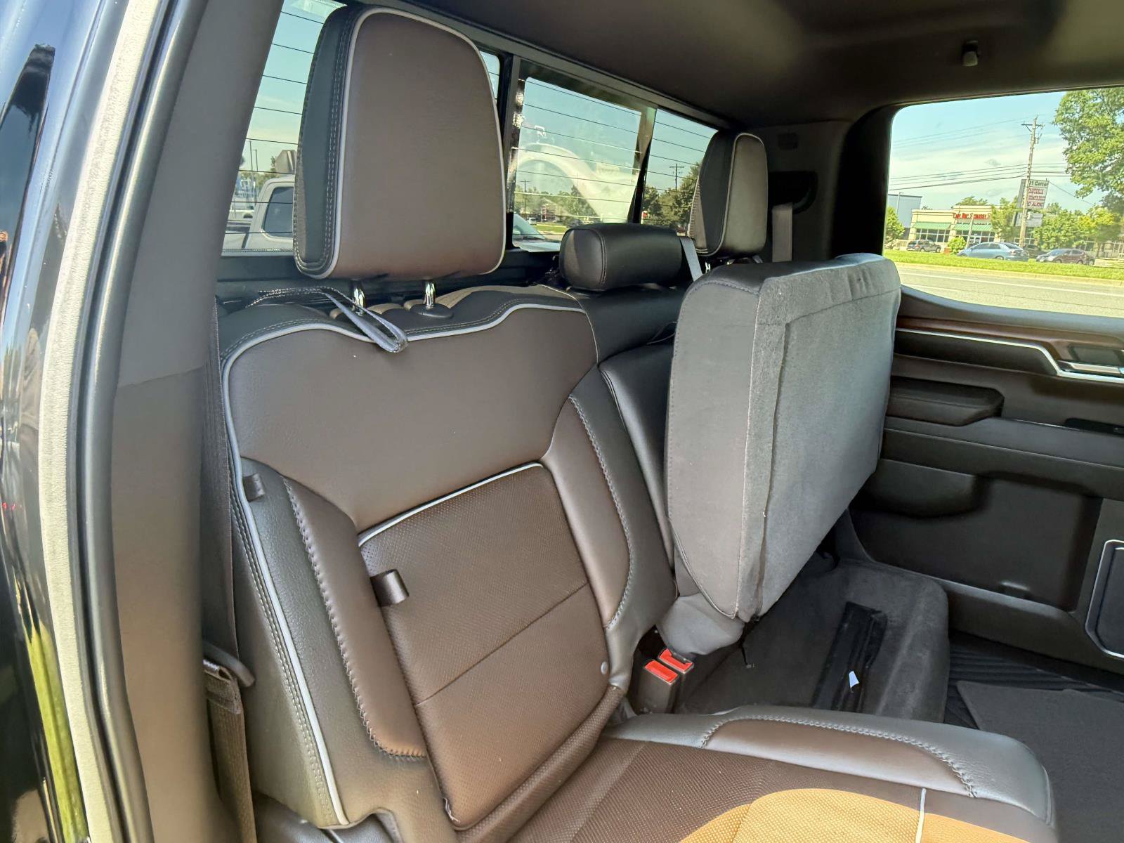 Used 2023 GMC Sierra 1500 Denali w/ Denali Reserve Package AWD/4WD image 30
