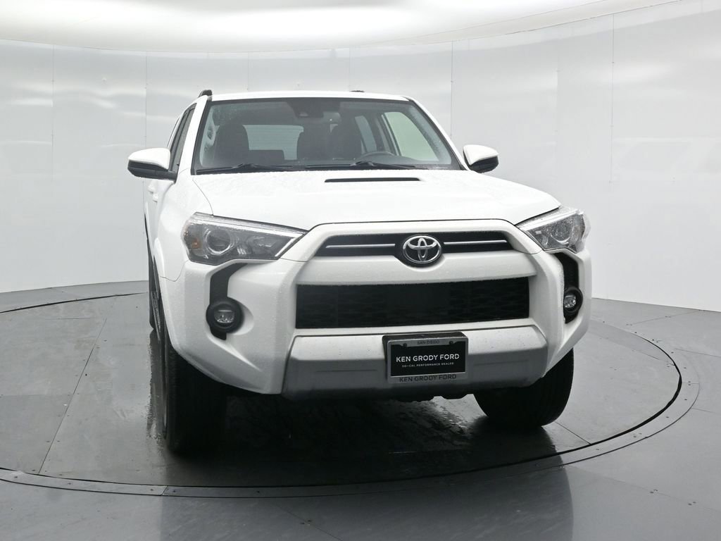Used 2024 Toyota 4Runner TRD Off-Road image 6