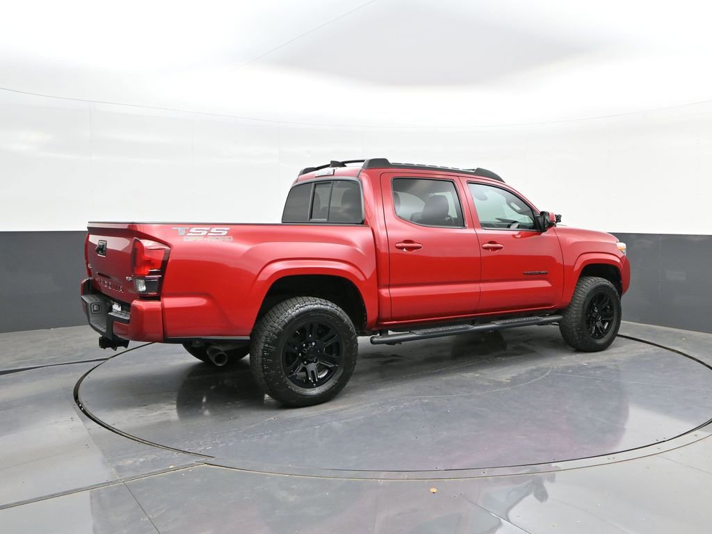 Used 2022 Toyota Tacoma SR AWD/4WD image 15