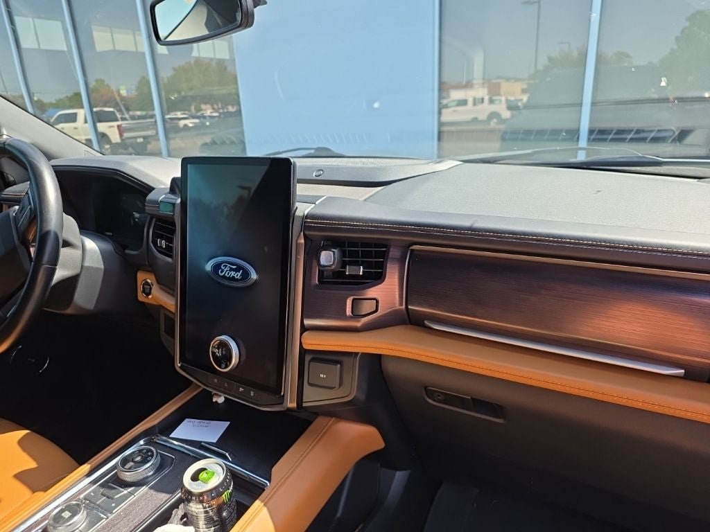 Certified 2022 Ford Expedition Platinum AWD/4WD image 6