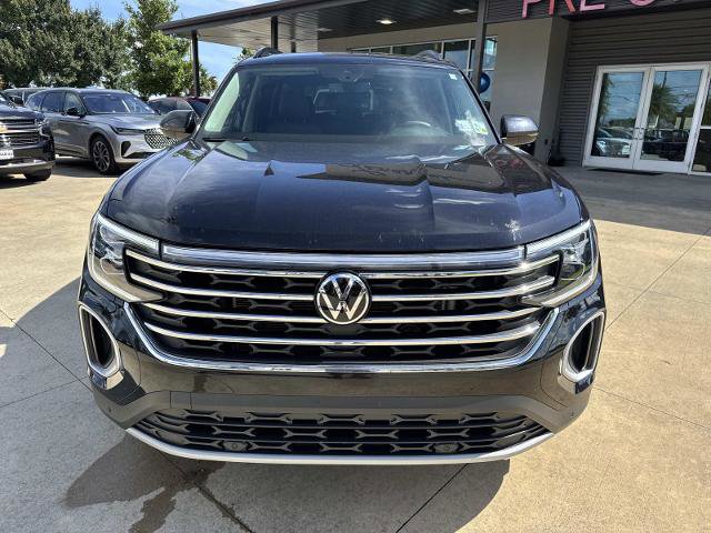 Used 2025 Volkswagen Atlas SE FWD image 3