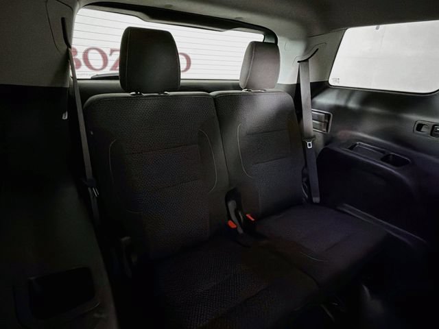 Used 2020 GMC Acadia SLE w/ Driver Convenience Package FWD image 31