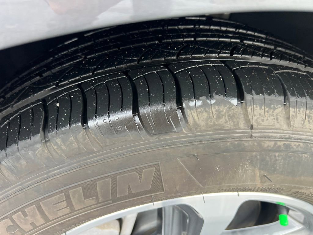 Certified 2024 Ford Edge SEL w/ Convenience Package image 31