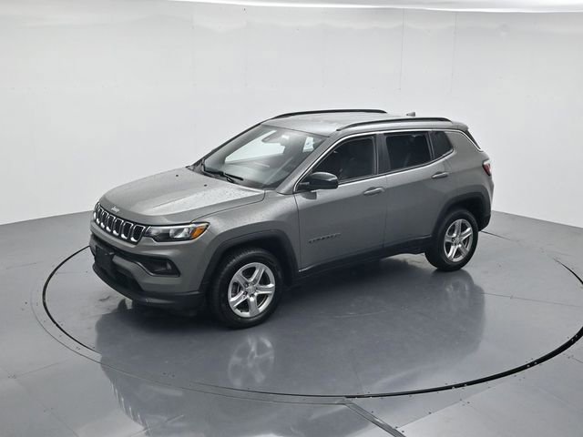 Used 2024 Jeep Compass Latitude AWD/4WD image 44