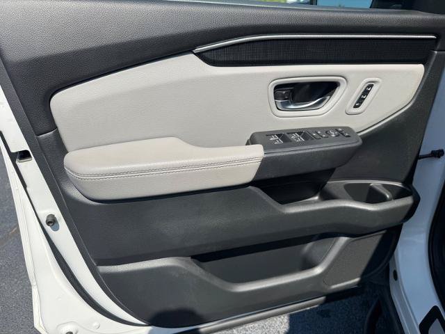 Used 2024 Honda Pilot Elite image 8