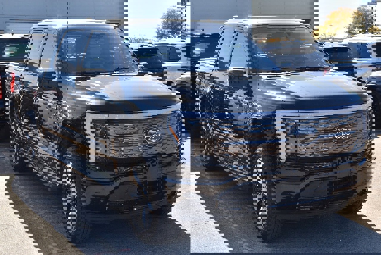 Certified 2023 Ford F150 Lightning Platinum image 4