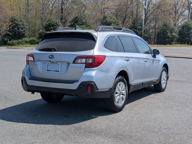 Used 2019 Subaru Outback 2.5i Premium AWD/4WD image 4