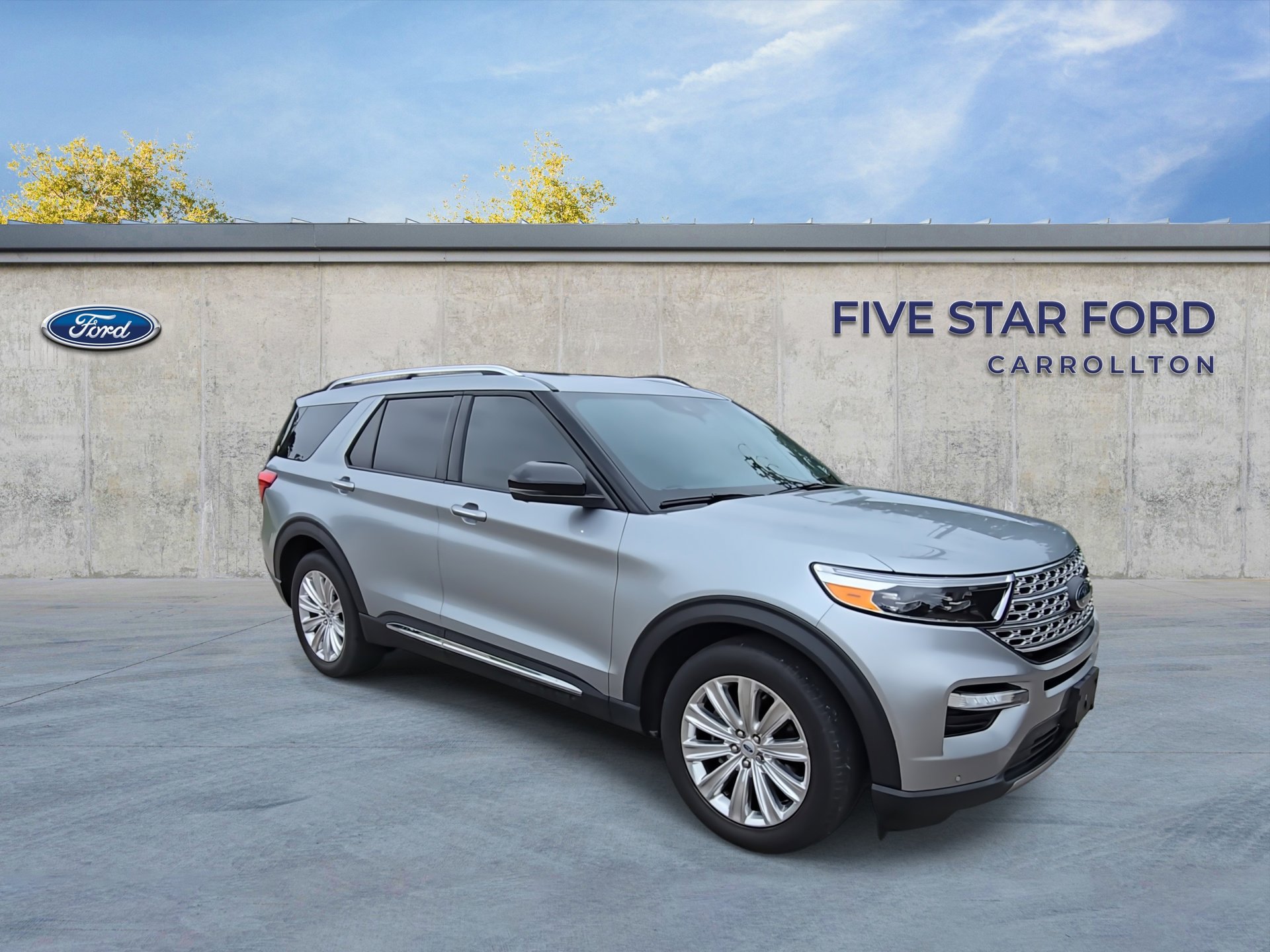Certified 2023 Ford Explorer Limited w/ Limited Technology Package RWD image 2