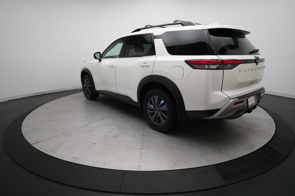 Used 2022 Nissan Pathfinder SV AWD/4WD image 33