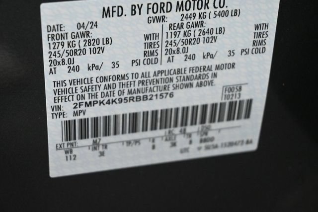 Certified 2024 Ford Edge Titanium AWD/4WD image 35