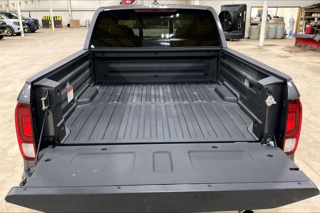 Used 2025 Honda Ridgeline RTL image 32