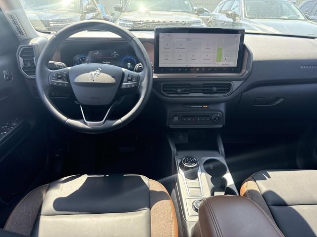 Certified 2025 Ford Bronco Sport Outer Banks w/ Outer Banks Tech Package+ AWD/4WD image 13