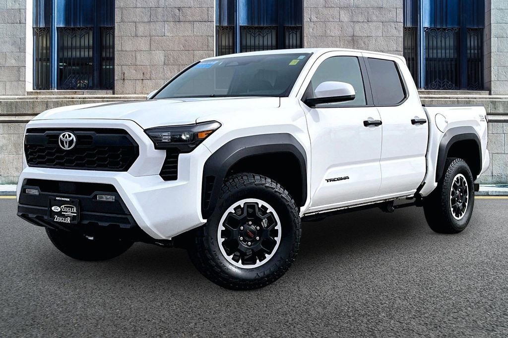 Used 2025 Toyota Tacoma TRD Off-Road AWD/4WD video 2