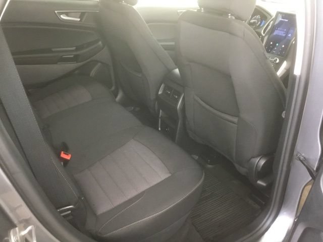 Certified 2024 Ford Edge SE w/ Black Appearance Package AWD/4WD image 16