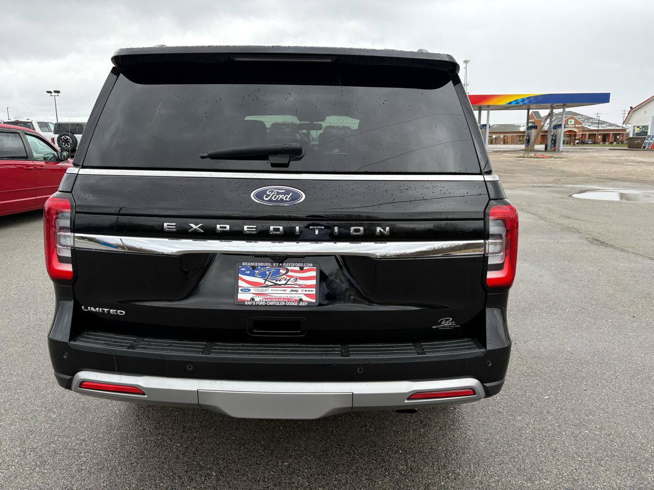 Certified 2024 Ford Expedition Limited AWD/4WD image 5