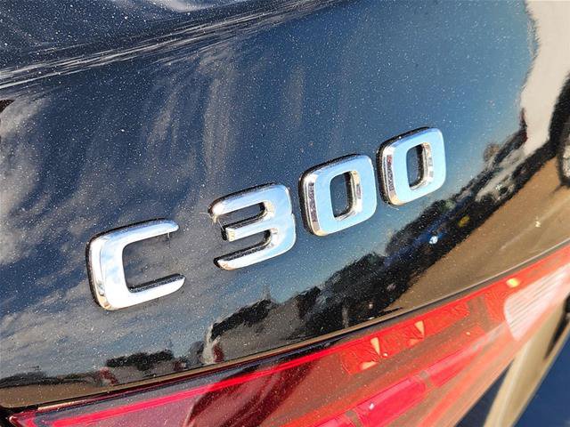 Used 2022 Mercedes-Benz C 300 Sedan image 11