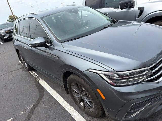 Used 2022 Volkswagen Tiguan SE FWD image 6