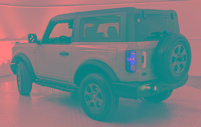 Certified 2024 Ford Bronco Big Bend image 3